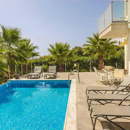 Seashell Skala Villa